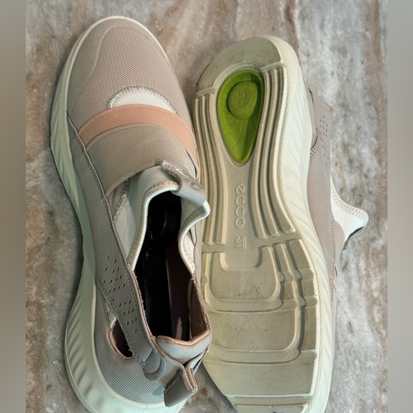 Women’s ECCO ST.1 Lite slip on sneaker- Size 37 - Picture 9 of 9